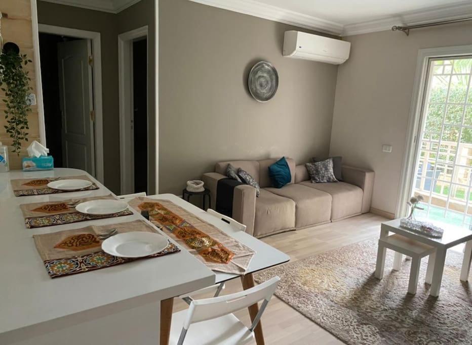 Ultra Modern & Super Cozy Wz A Private Garden Apartment *