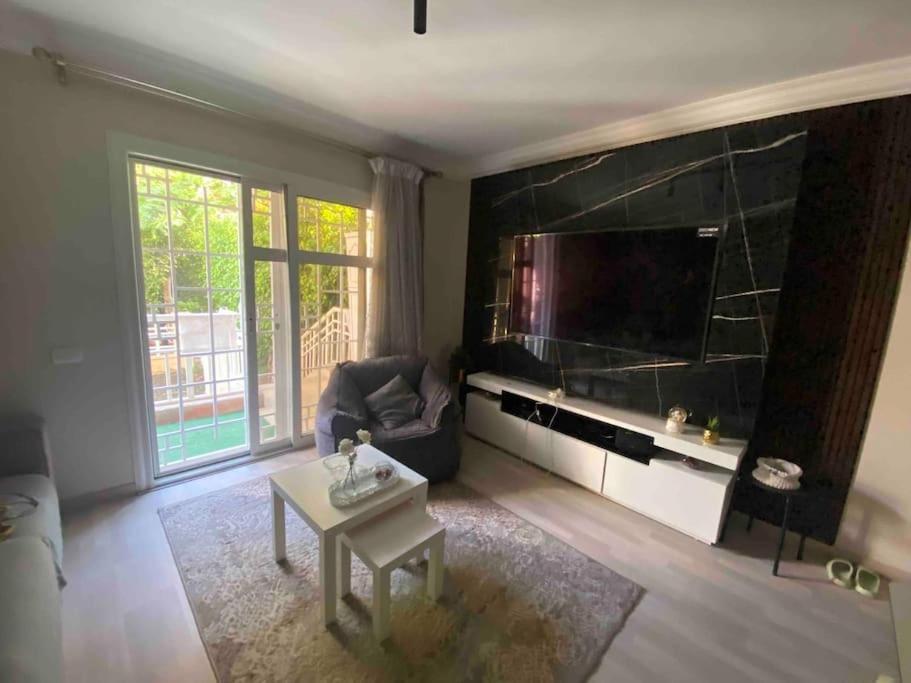Ultra Modern & Super Cozy Wz A Private Garden Apartment Madinaty
