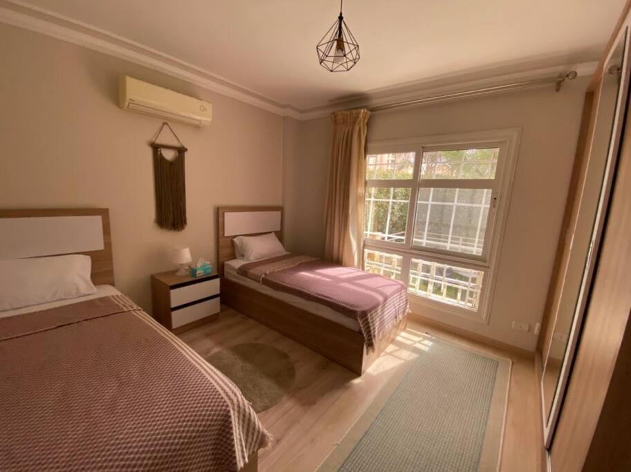 Ultra Modern & Super Cozy Wz A Private Garden Apartment